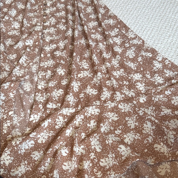 Promesa-Brown & Cream  Maxi Skirt with front slit and button detail. - Picture 6 of 7